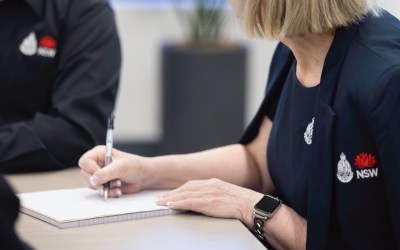 The Detail That Does the Work: Choosing the Right Decoration for Your Corporate Uniform